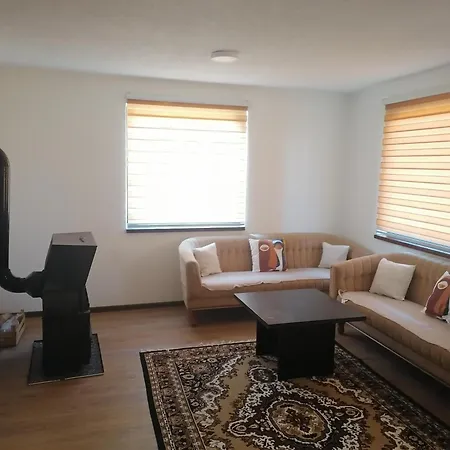 Nyaraló Zuta Kuca Sunca Visoko